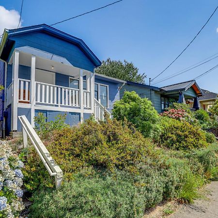 Family-Friendly Seattle Home In Green Lake! Exterior photo