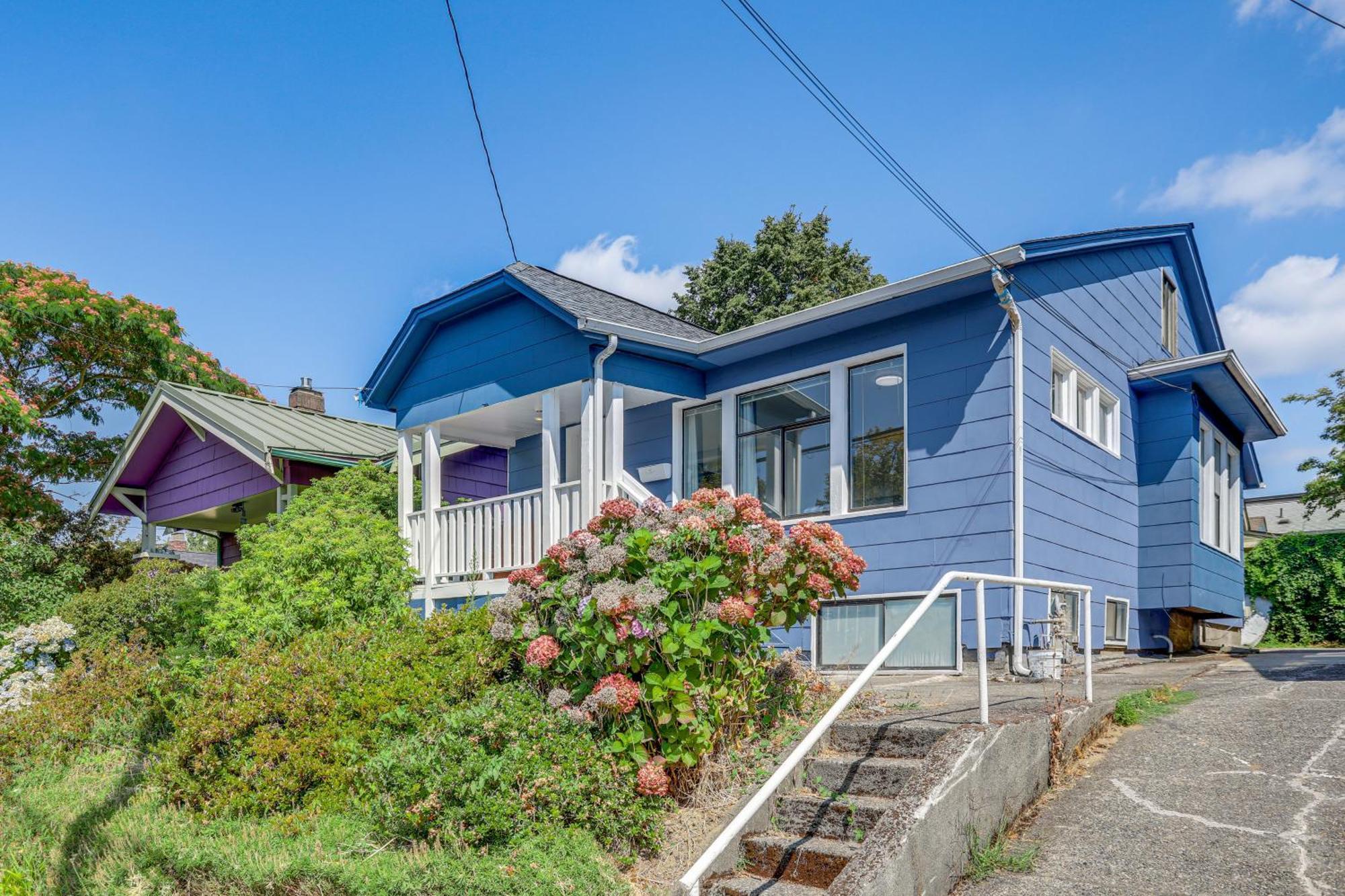 Family-Friendly Seattle Home In Green Lake! Exterior photo